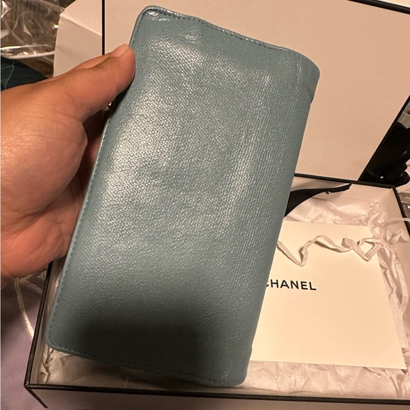 Chanel Blue along Wallet With Unbranded Chain - Picture 9 of 16